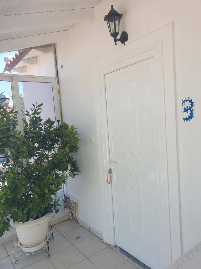 Rosemary House Guest House Саранде Екстериор снимка
