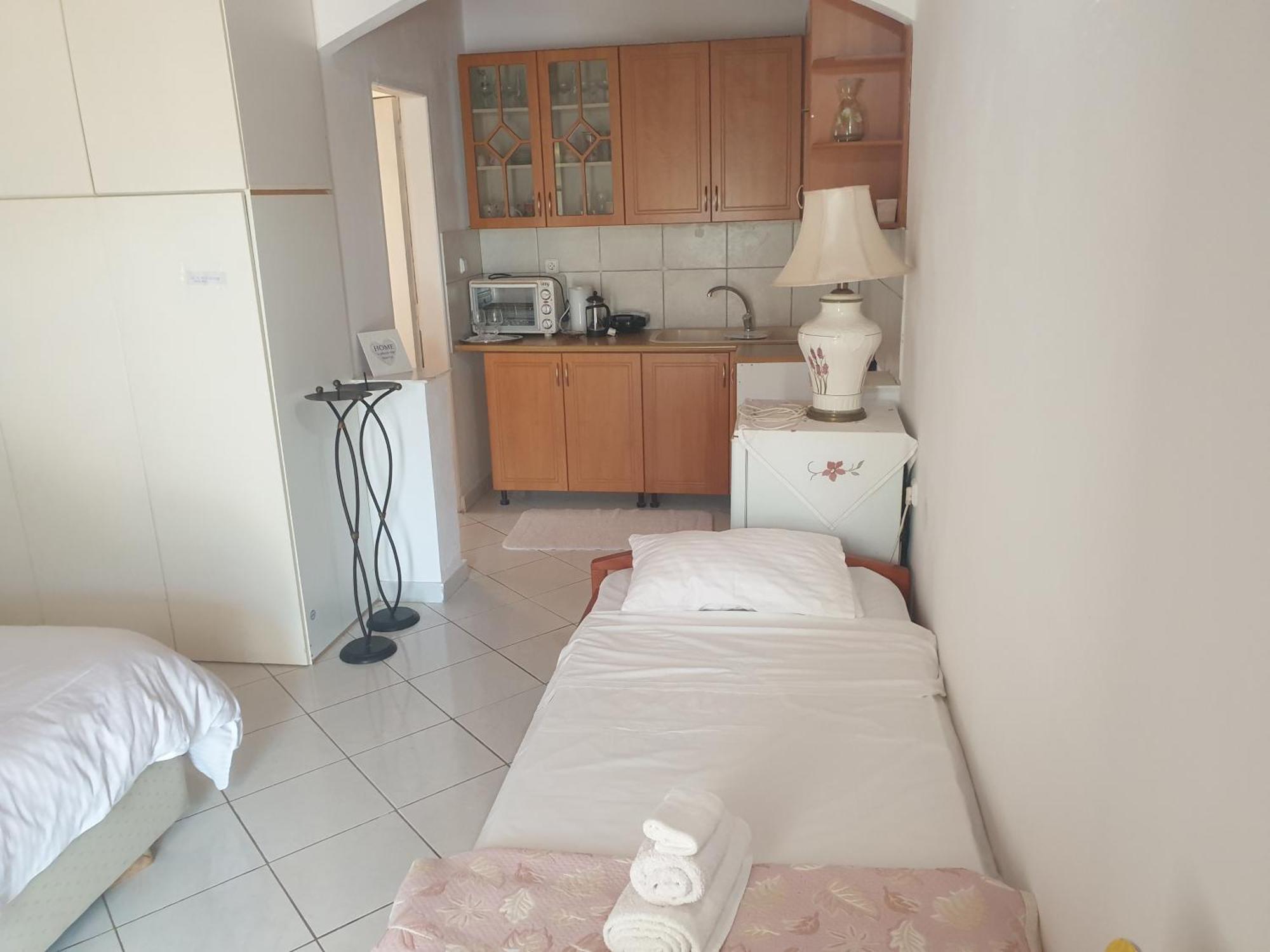 Rosemary House Guest House Саранде Стая снимка