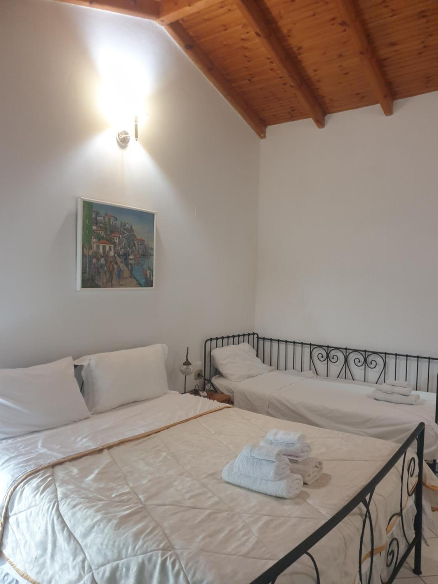 Rosemary House Guest House Саранде Стая снимка